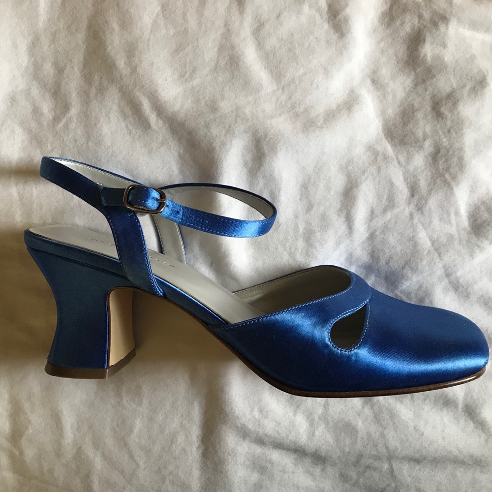Payless Dyelights Size 9 Marine Blue Heels